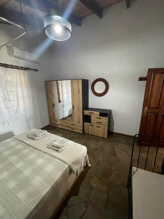Villa Athos Sarti Eksteriør billede